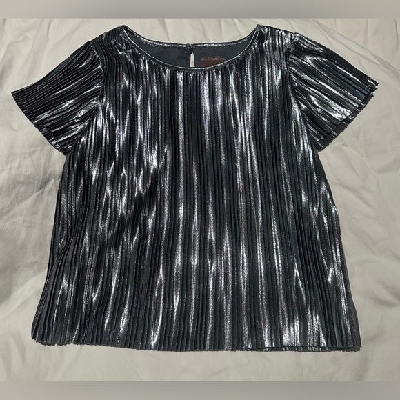 Cat & Jack: Girls Boxy Short Sleeve Blouse- Size Medium - Picture 3 of 5